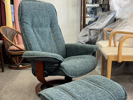 エコーネス社ストレスレスチェア張替